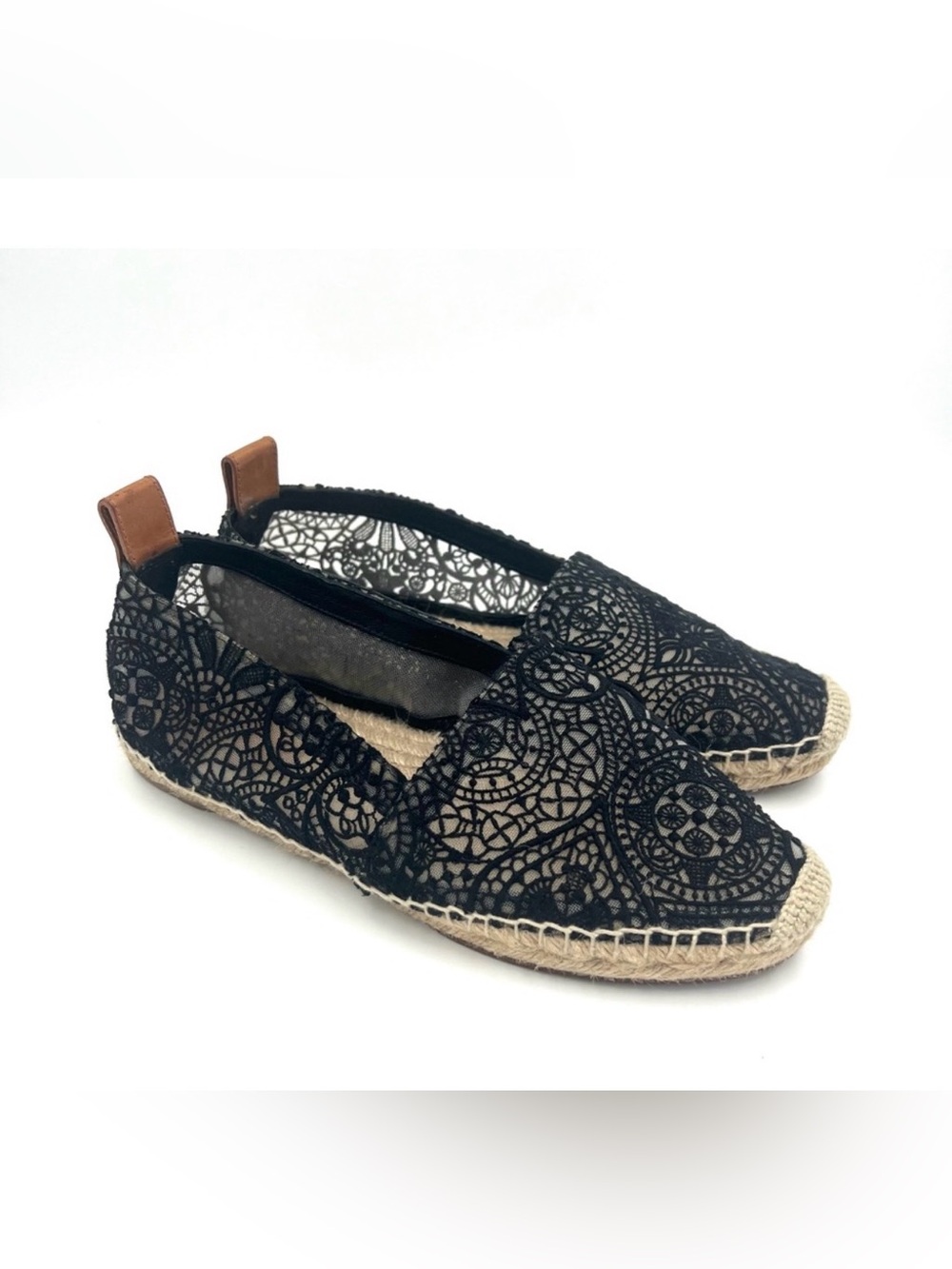 Chloe Women’s Scalloped Lace Espadrille Flat Black Approximating Size 7 Luxury